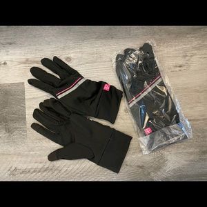 Two Pairs of Tech Gloves Tmobile